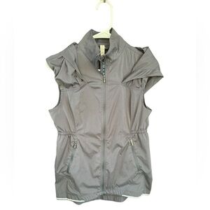 Lululemon Pack It Vest size 6 gray